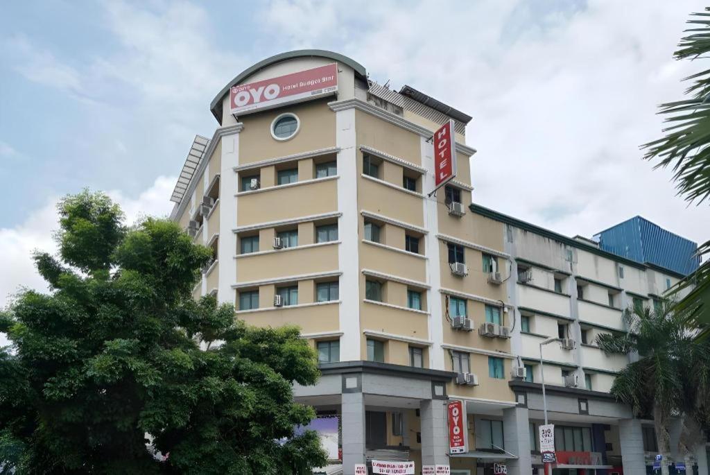 OYO 89717 Budget Star Hotel Kuala Lumpur Exterior foto